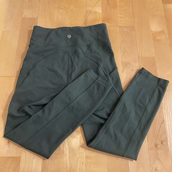 Lululemon green fast and free leggings - Picture 3 of 3